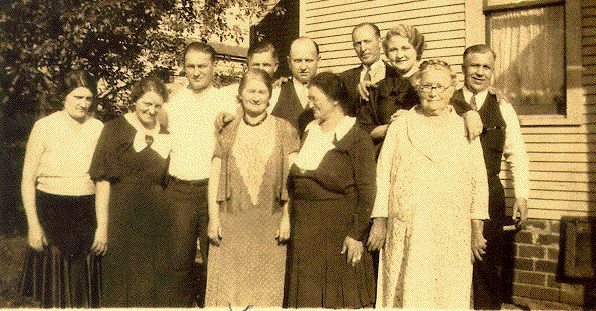 Uknavage Mosteiko familys